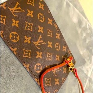 Louis Vitton Wristlet
